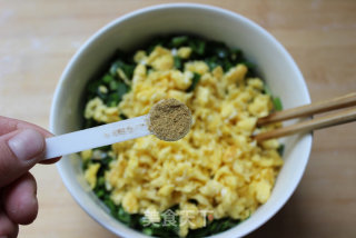 简单的经典——韭菜鸡蛋水饺的做法步骤：4