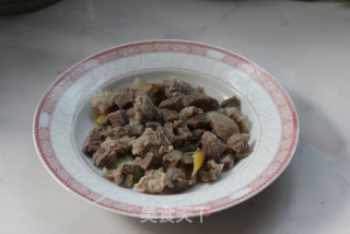 一个人的午餐也可以有滋有味——红烧牛肉面的做法步骤：4
