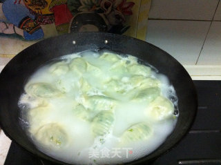 茴香鸡蛋饺子的做法步骤：9