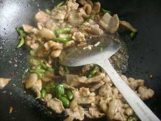 盐煎肉的做法步骤：5