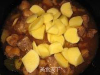 北京填鸭肉炖土豆的做法步骤：8