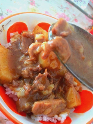 【子璇家】咖喱土豆煮牛肉的做法步骤：5