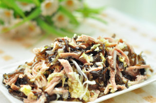 手撕肉黑白菜的做法步骤：5