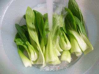 腊鸡腿炒青菜的做法步骤：2