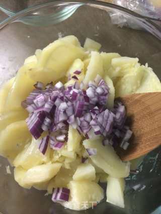 马铃薯沙拉-来自深夜食堂的做法步骤：6