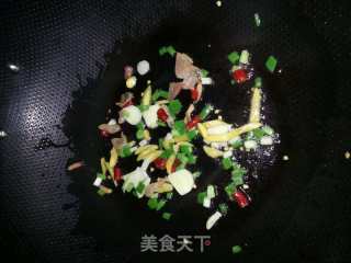 青椒火腿片的做法步骤：4