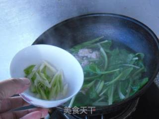汆丸子的做法步骤：7