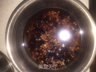 怕冷的姐妹看过来——暖身润发七宝粥的做法步骤：2