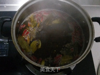 烤出来的美味滋补美容圣品——烤猪蹄的做法步骤：4