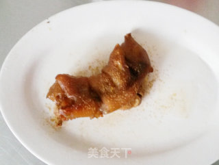 烤出来的美味滋补美容圣品——烤猪蹄的做法步骤：11