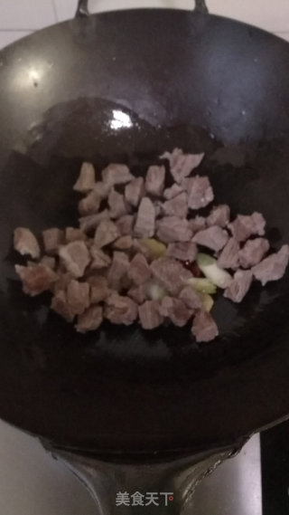 土豆炖牛肉的做法步骤：6