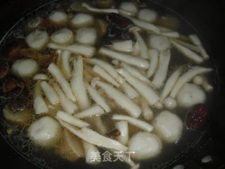 菌菇双丸汤的做法步骤：7