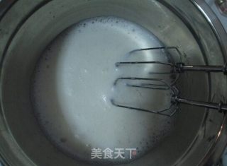 迷糊娃娃洗澡蛋糕，泡泡浴哦，芭比娃娃蛋糕（内涵威风蛋糕详细制作过程）的做法步骤：2