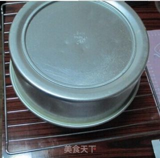 迷糊娃娃洗澡蛋糕，泡泡浴哦，芭比娃娃蛋糕（内涵威风蛋糕详细制作过程）的做法步骤：14
