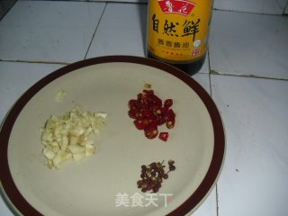 脆拌菜梗的做法步骤：2