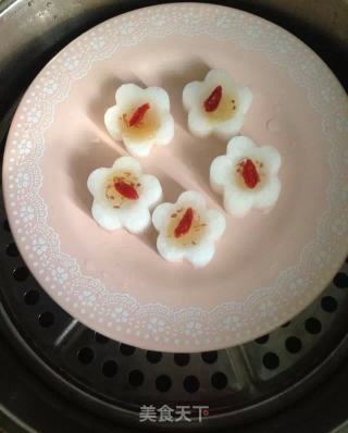 桂杞蜜糖蒸萝卜的做法步骤：8