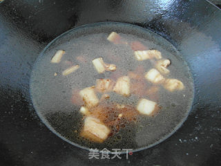 口蘑炖肉的做法步骤：5