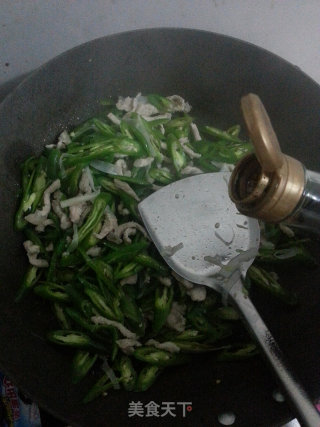 线辣椒炒肉丝的做法步骤：6