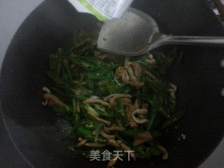 线辣椒炒肉丝的做法步骤：7