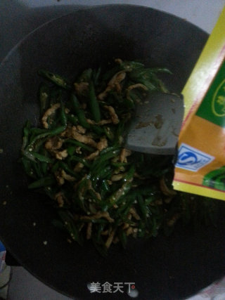 线辣椒炒肉丝的做法步骤：8