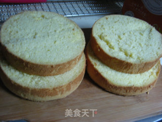 渐变色奶油裱花蛋糕的做法步骤：15