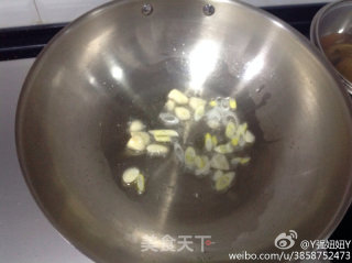 肉末菠菜的做法步骤：2
