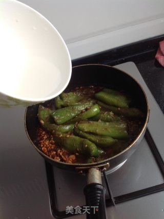 肉末油焖尖椒的做法步骤：8