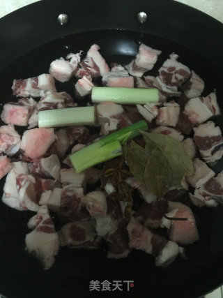 番茄牛肋的做法步骤：4