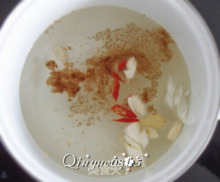 白萝卜菌汤的做法步骤：6