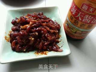 猪肉炒芹菜香干的做法步骤：3