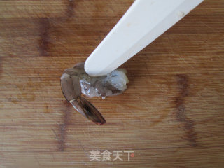 香炸凤尾虾的做法步骤：4