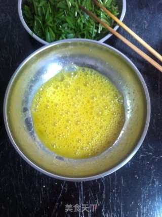 韭菜炒鸡蛋的做法步骤：4