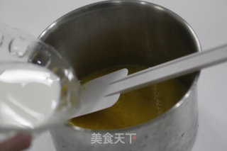 烤箱做蛋糕之蔓越莓戚风蛋糕的做法步骤：4