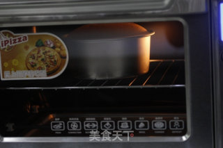 烤箱做蛋糕之蔓越莓戚风蛋糕的做法步骤：13
