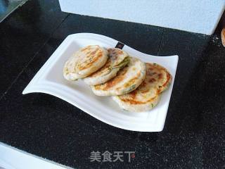 椒盐葱花饼的做法步骤：9