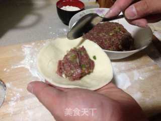 牛肉大葱馅包子的做法步骤：8