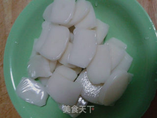 河蟹炒年糕的做法步骤：3