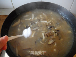 酸辣汤的做法步骤：13
