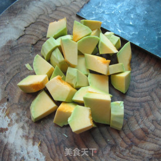 汁浇南瓜丁的做法步骤：4