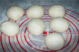 披萨 or 面包 之培根面包的做法步骤：5