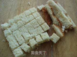 面包布丁的做法步骤：2
