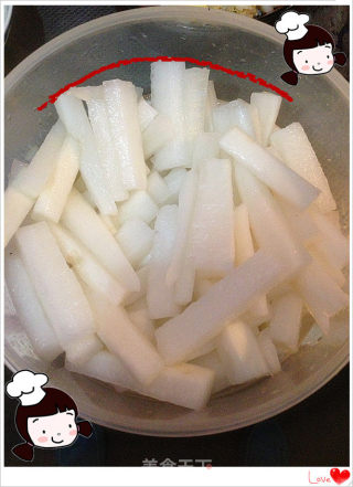 仙草阁私房菜（佐酒小菜）--甜不辣萝卜条的做法步骤：4