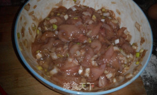 葱香鸡肉饼的做法步骤：3