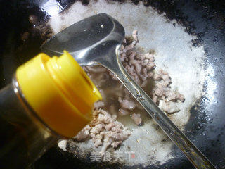 青椒五花肉炒盘菜的做法步骤：5