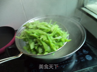 干烧扁豆丝的做法步骤：4