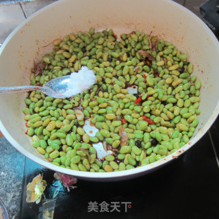 焖黄豆---豆豉香的做法步骤：7