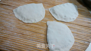 小白菜虾皮合子的做法步骤：14