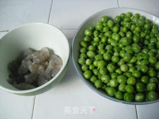 虾仁炒豌豆的做法步骤：2