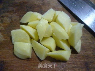 荷兰豆炒土豆的做法步骤：2