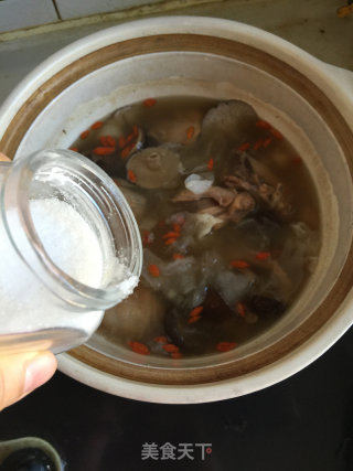 菌菇鸡汤的做法步骤：9